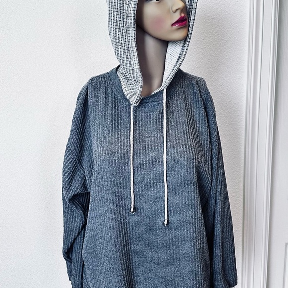Cozy Gray Waffle Knit Women's Hoodie - Picture 6 of 7